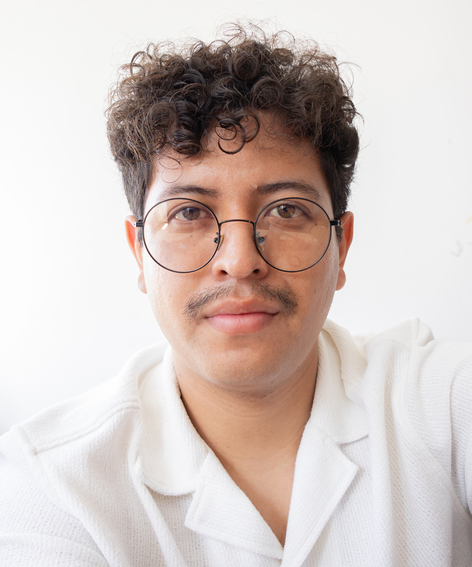 Retrato de Alexis Guzmán
